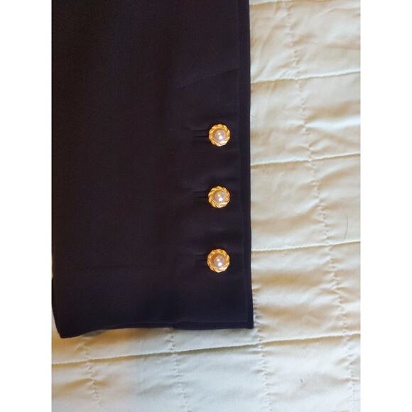 Chico's Women Sz 0 Black Ankle Slacks Pants Pearl Button Detail Stretch Pull On - Picture 3 of 9